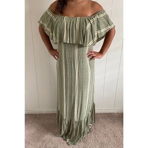 Manaola Hoonionio Muumuu Maxi Dress